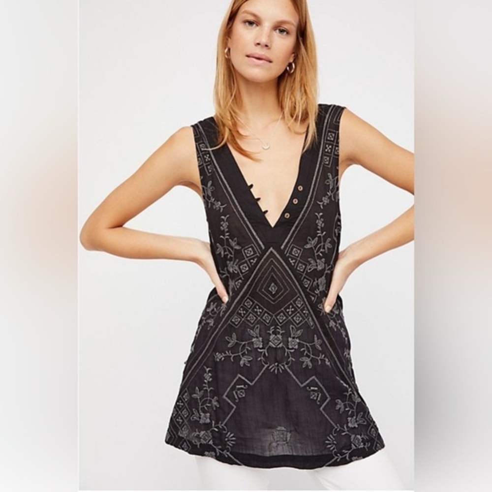 Intimately by Free People Sweetest Shifty Embroidered Sleeveless Top Size XS